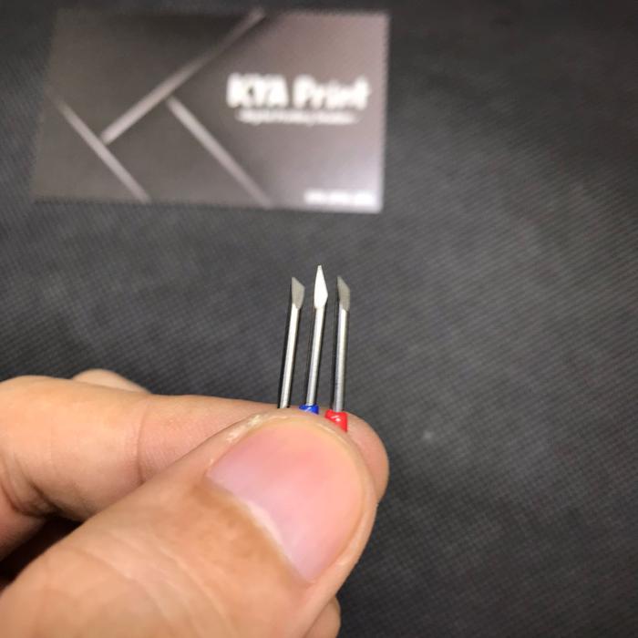 Gambar Pisau Cutting Sticker Mimaki Blade - 30D 1PCS dari KYA CIPTA JAYA undefined Tokopedia