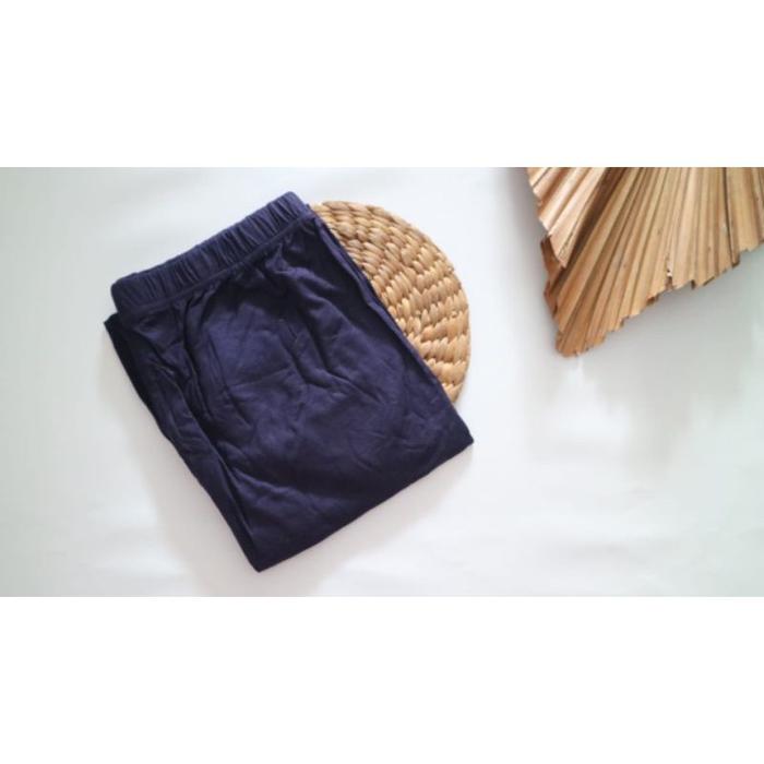 Gambar Legging Wudhu Kaos Rayon Premium Celana Legging Wanita Adem Jumbo XL - Navy, Standar dari LARISH STORE undefined Tokopedia