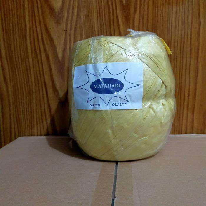 Gambar tali plastik tali rafia warna putih/merah/biru/ hijau/kuning tali - tali kuning dari Linx Star undefined Tokopedia