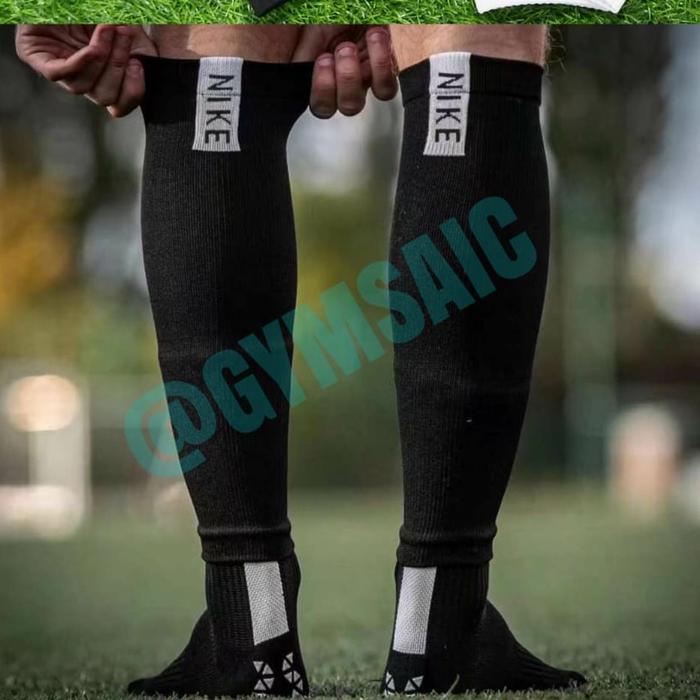 Gambar KAOS KAKI SAMBUNG SEPAK BOLA FUTSAL - SLEEVE SOCKS NK SPORT SAMBUNGAN - NK-HITAM dari Gymsaic99 undefined Tokopedia