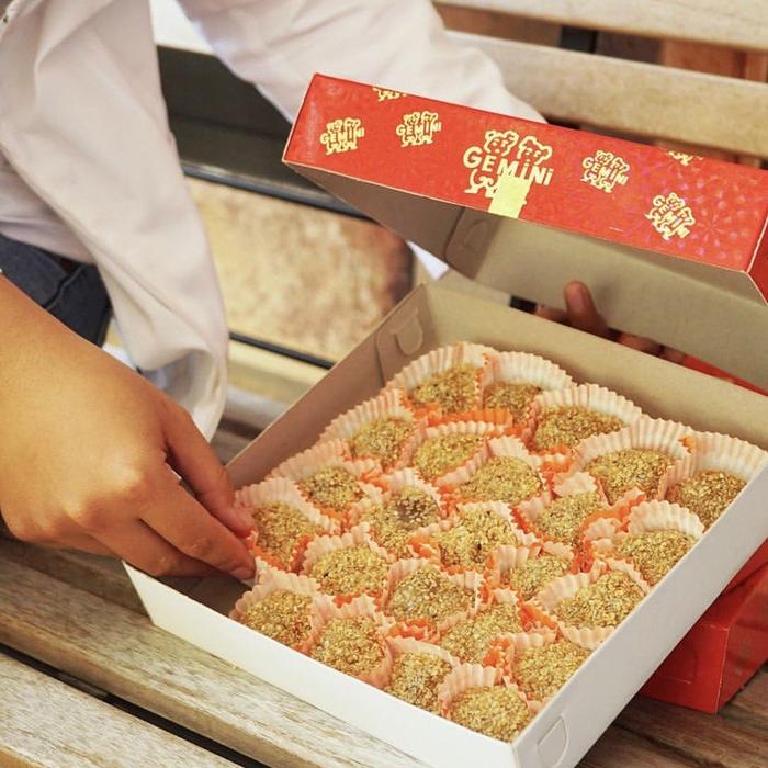 Gambar Kue Moaci Mochi Gemini Oleh-Oleh Semarang - Mix Aneka Rasa, isi 25 dari Tatasnacks undefined Tokopedia