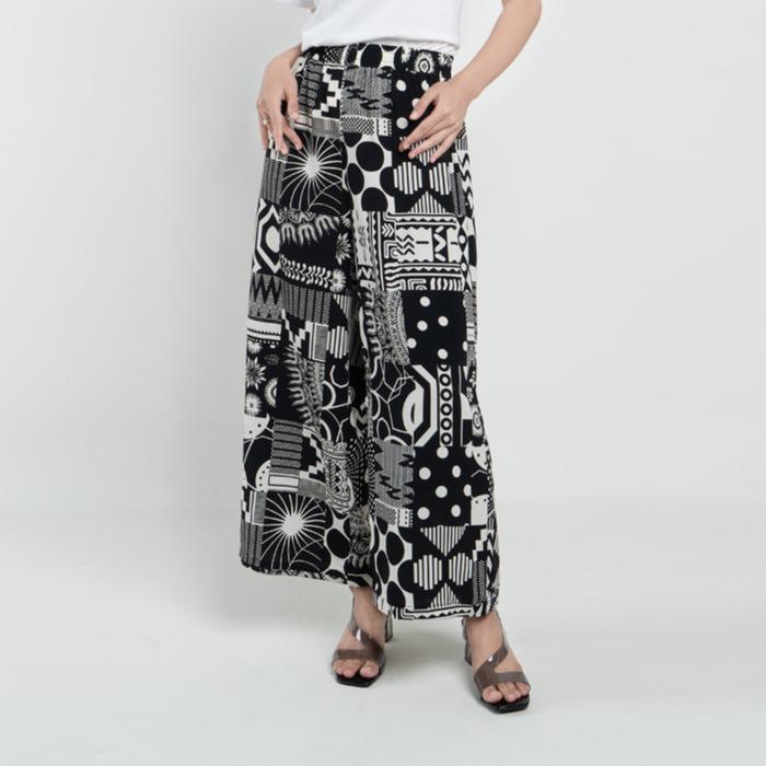 Gambar URBAN&CO Fashion Abstract Printed Cullotes - 1212305 - BLACK, M dari URBAN&CO OFFICIAL undefined Tokopedia