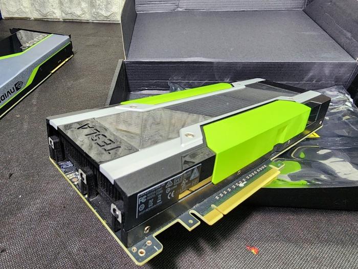 Jual VGA GPU Nvidia Tesla K80 24GB GDDR5 8pin power - Jakarta Barat ...