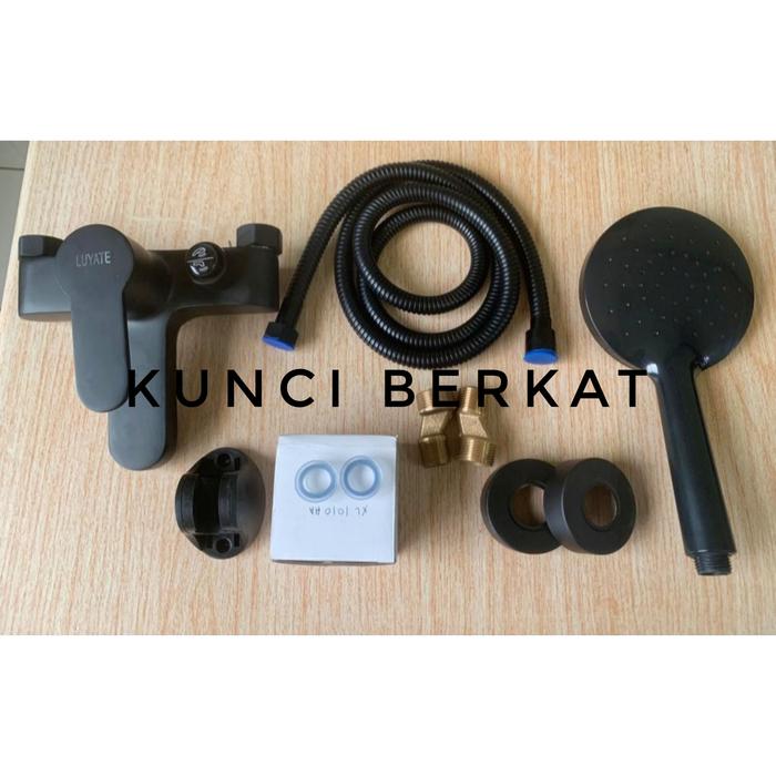 Gambar Kran Mixer Putar/Kran Bathup Putar/Keran Panas Dingin Crome/HitamBlack - Hitam dari Kunci Berkat undefined Tokopedia