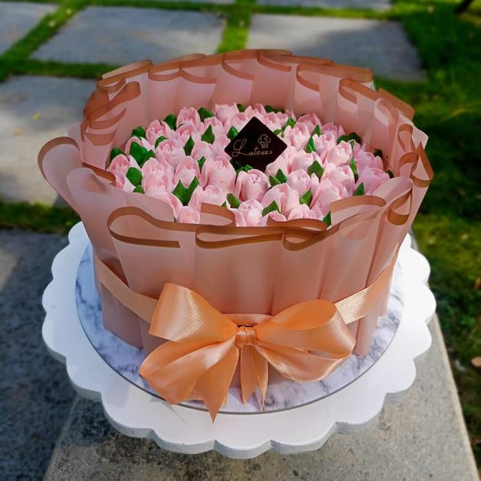 Gambar Cake bunga tulip kue tulip cake flower tulip cake black forest ultah Birthday Cake Tulip Birthday - D20 dari Gaby Bella Florist undefined Tokopedia