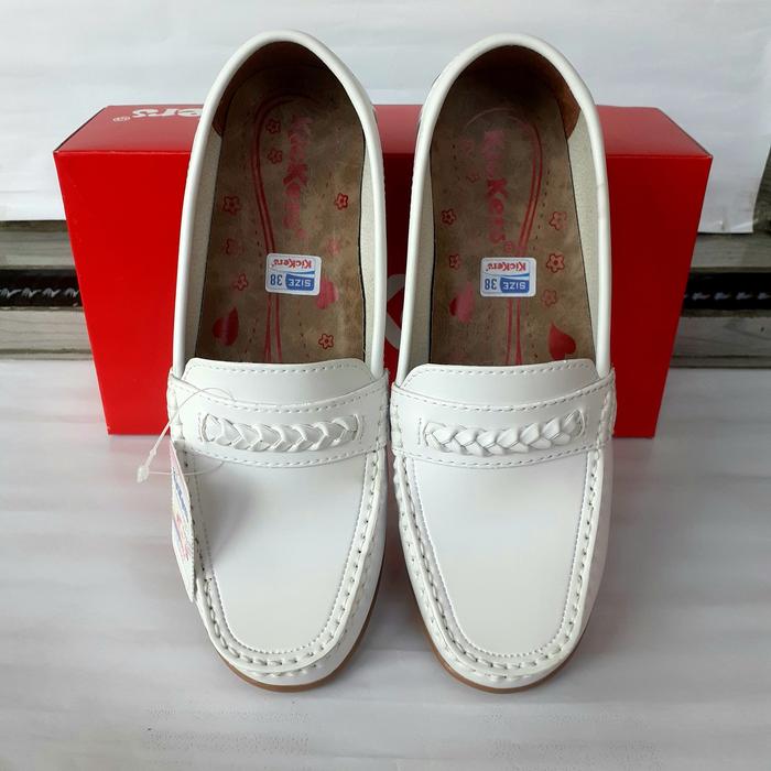 Gambar sepatu putih kickers dinas bidan dokter suster slip on kasual formal - PUTIH 58, 37 dari RUFAHNIA NUR AZZAHRA undefined Tokopedia