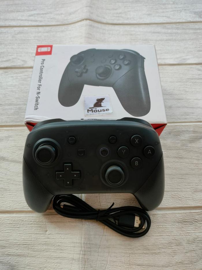 Gambar Nintendo Switch Pro Controller Splatoon / Xenoblade / Smash Edition - Hitam dari Mouse Acc88 undefined Tokopedia