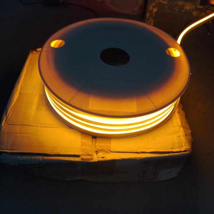 Gambar Neon Flex LED DC 12Volt / Led Selang / Selang Flexible 50 meter 6mm - Kuning dari Kurnia Jaya GM undefined Tokopedia
