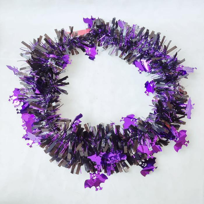 Gambar SLINGER HALLOWEEN TINSEL MURAH DEKORASI PESTA SLINGER METALIK BAGUS - UNGU KELELAWAR dari MadisonShop undefined Tokopedia