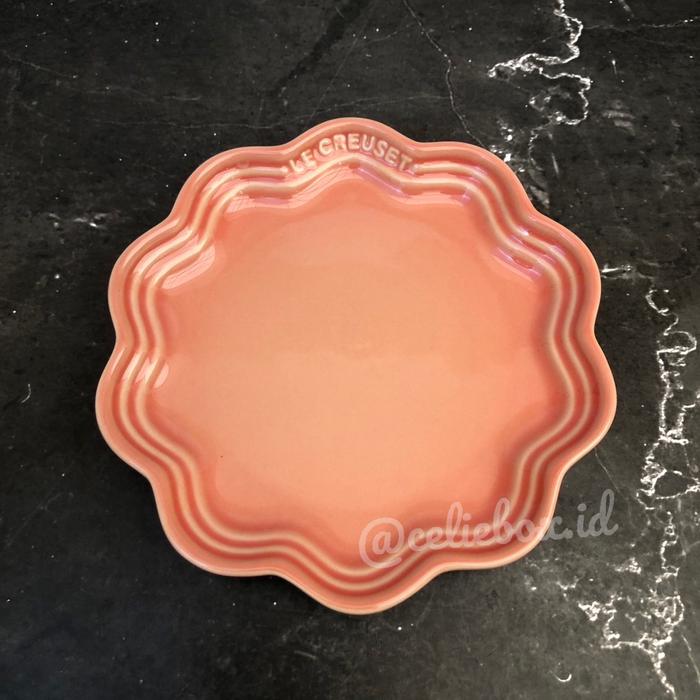 Gambar Le creuset FRILL PLATE 18cm / 22cm (multi color) - Coastal blue 18 dari Celiebox undefined 4 Tokopedia