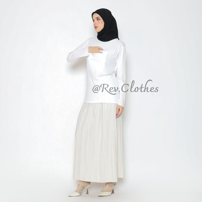Gambar Singlet Putih Lengan Panjang Wanita Singlet Haji Dan Umroh Baju Dalaman Muslim Kaos Nyaman Atasan Dewasa  & Remaja Hitam Katun - Putih, M dari Rev muslim store undefined Tokopedia