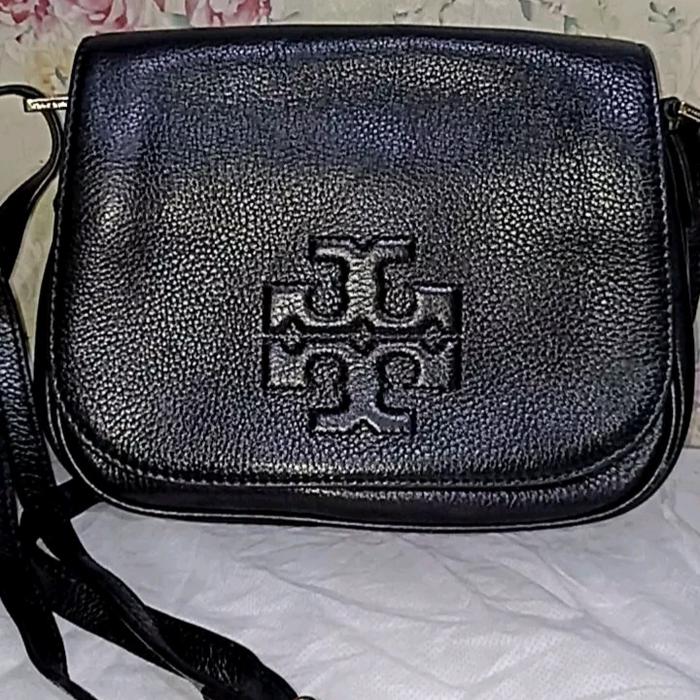 Gambar Tory Burch sling bag dari Bismillah Mart7 undefined Tokopedia