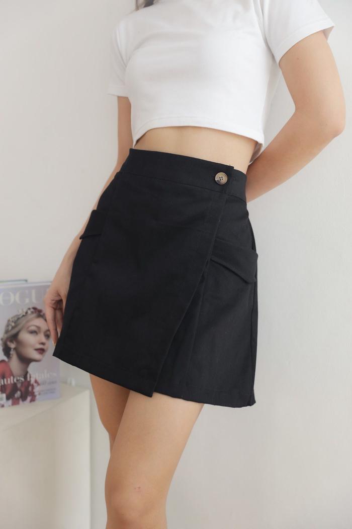 Gambar Byeol Skirt - Celana Rok Wanita Korea Pendek Bawahan Kekinian - Black dari Dog Stories undefined Tokopedia