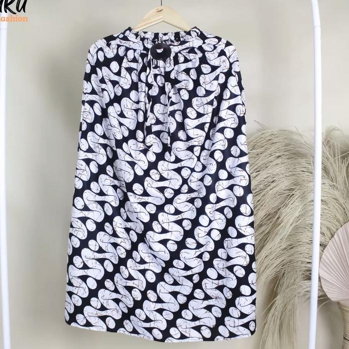 Gambar Rok Panjang Wanita Batik Jumbo Motif Klasik Kekinian - Parang mono dari Zabarjads undefined Tokopedia