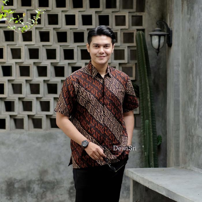 Gambar kemeja batik pria lengan pendek bahan katun hem  kantor dewisri - HEM YP, M dari Bimasakti_NEW undefined Tokopedia