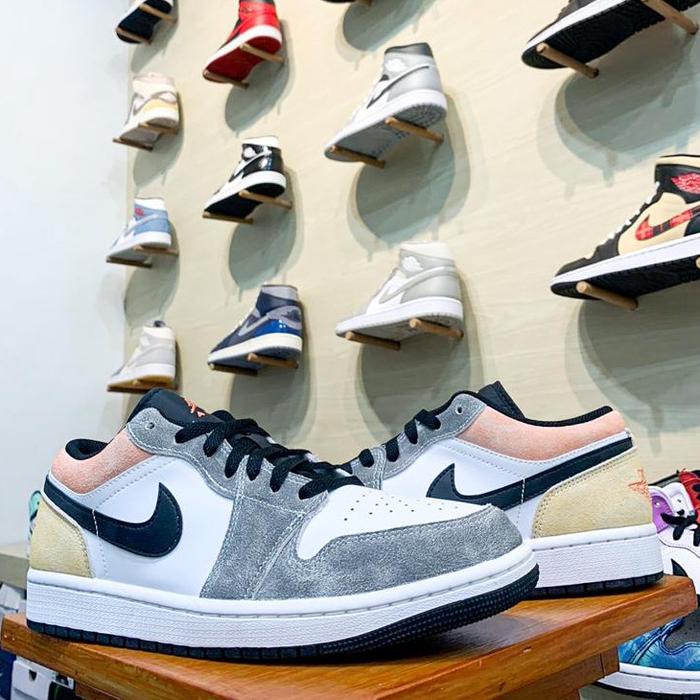 Jual Air Jordan Low Flight Club GS (100% Authentic) 36 Kota