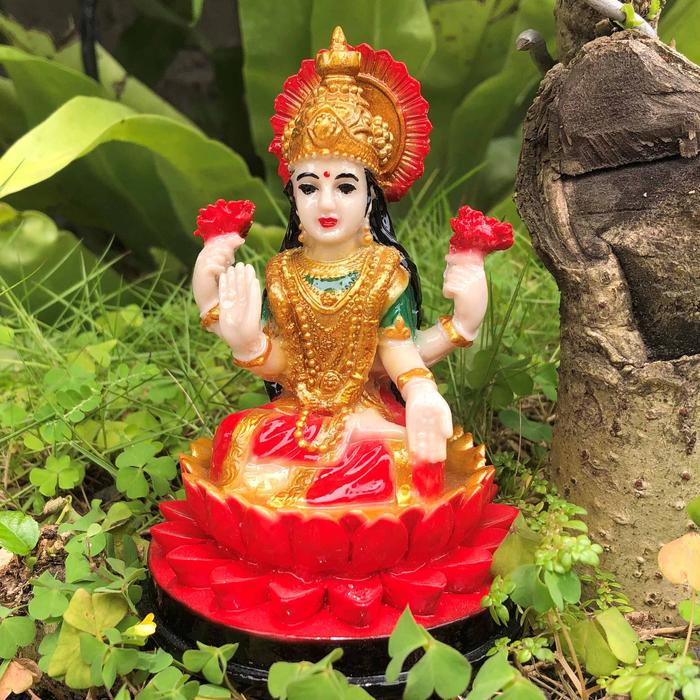 Gambar patung dewi laksmi kecil PATUNG DEWI LAKSHMI/PATUNG DEWI LAKSMI - full warna dari putrigayatriartshop undefined Tokopedia