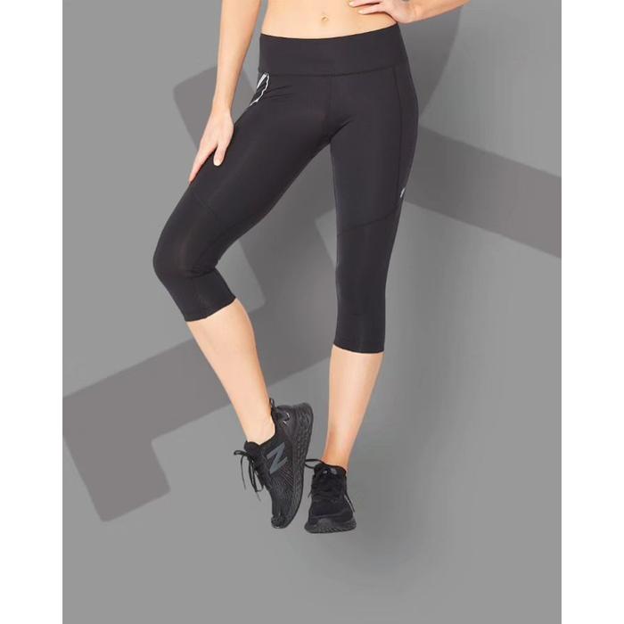 Celana Lari 2XU Aero Vent Mid Rise Compression 3/4 Tights Women L