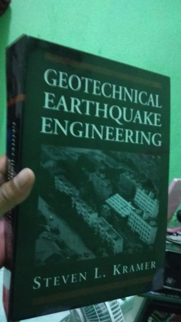 洋書 Geotechnical Earthquake Engineering Geotechnical Earthquake Engineering by Steven L. Kramer