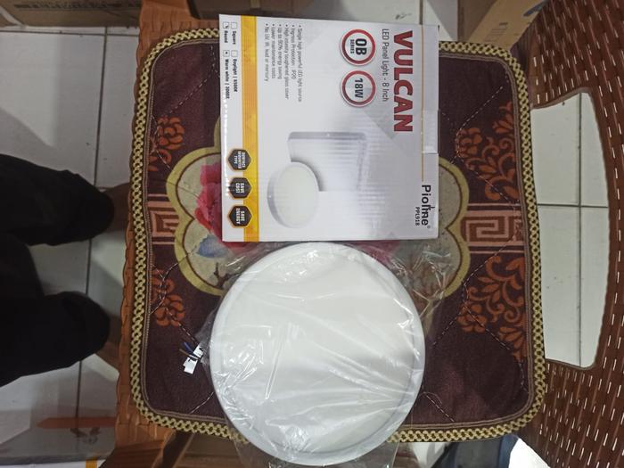 Gambar LED Panel Light Pioline Vulcan OB 18 W 8" - Round WW dari DC Electric Surabaya undefined Tokopedia