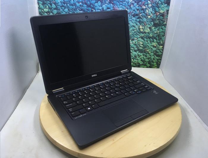 Gambar LAPTOP DESAIN !! Dell 7250 core i7 gen 5 ram 8gb/ssd 256gb layar 12,5" - 8gb/256ssd dari Toko Eleven undefined Tokopedia