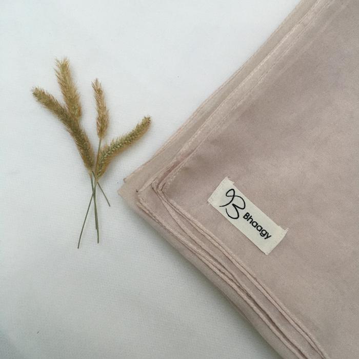 Gambar bhaagy baby paris segi empat - ivory dari hai bhaagy undefined Tokopedia