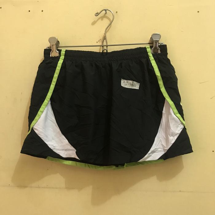 Gambar Celana running unisex Nike Performance black list original second dari Gudang Preset undefined Tokopedia