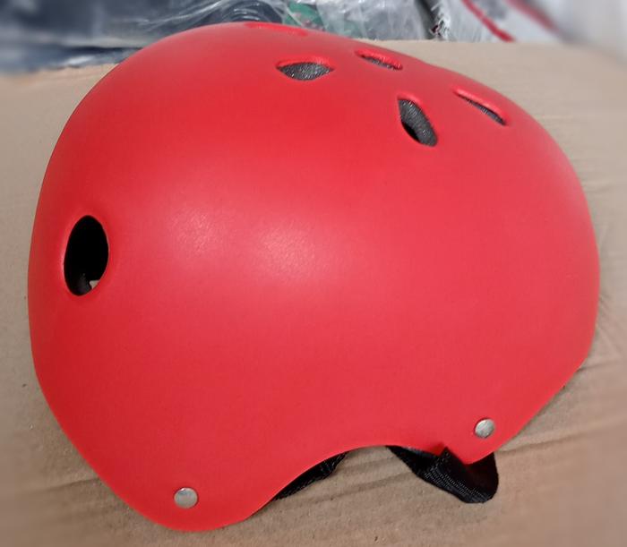 Gambar HELM SEPEDA CLIMBING RAFTING SKATE POLOS SE - merah anak dari Orin Sakina undefined Tokopedia