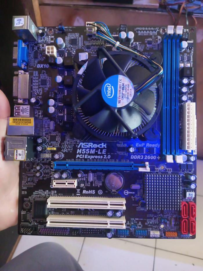 Intel Core I5 Cpu 650 3.2 Ghz Jual PAKET MOTHERBOARD + PROSESOR INTEL Core i5 650 3.2 Ghz + Fan Ori