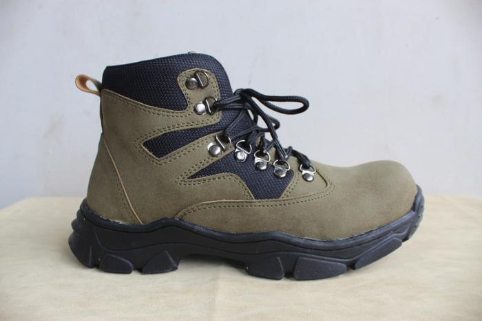 Gambar Sepatu Safety Boot OSUA Everest Outdoor Sepatu Tracking Working - Envy Green, 38 dari Black Tiger Outdoor undefined Tokopedia