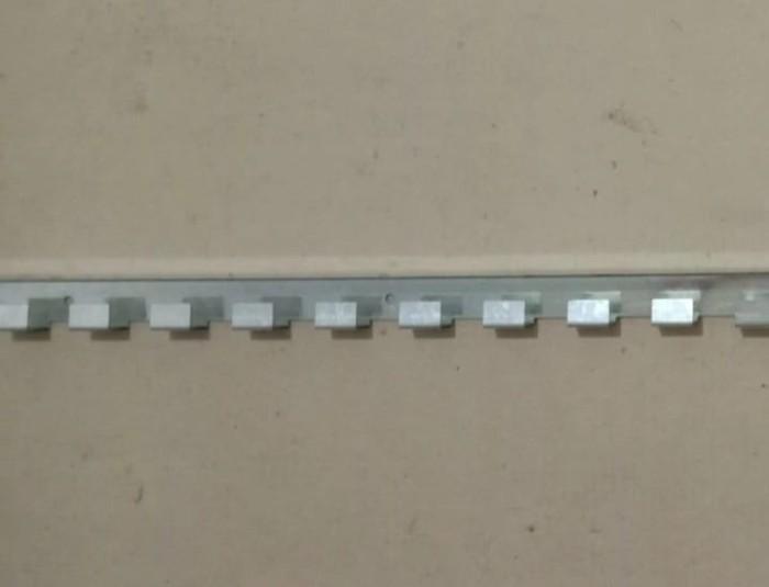 Gambar Gorden PVC Strip Curtain 20cm Tirai Plastik Pintu Flexible Anti Panas - REL BRACKET dari MITRA DISTRIBUTOR UTAMA undefined Tokopedia