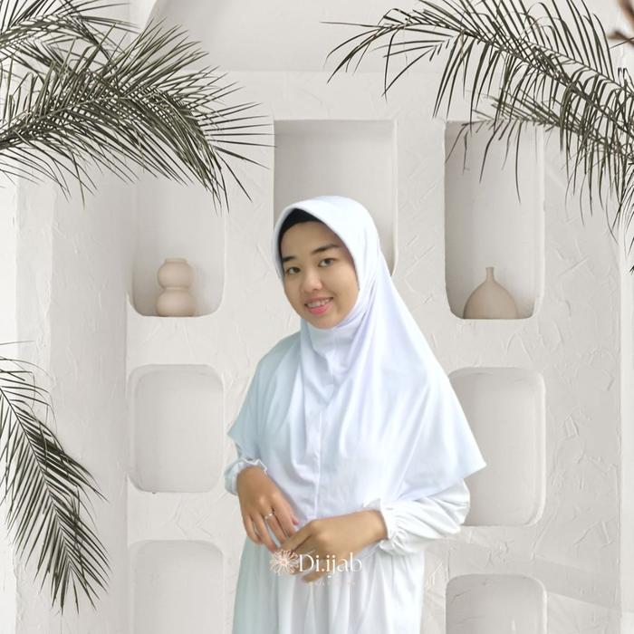 Gambar HIJAB SPORT INSTAN | JILBAB SPORT JERSEY AYRA | KHIMAR SPORTY OLAHRAGA - Putih dari Nazakhahijab undefined Tokopedia