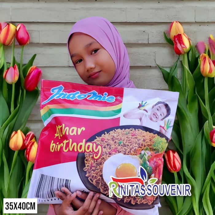 Gambar Pouch Snack Jumbo - Pouch Snack Giant Ulang Tahun Custom - Jumbo P35 T40 dari Rts Souvenir undefined Tokopedia