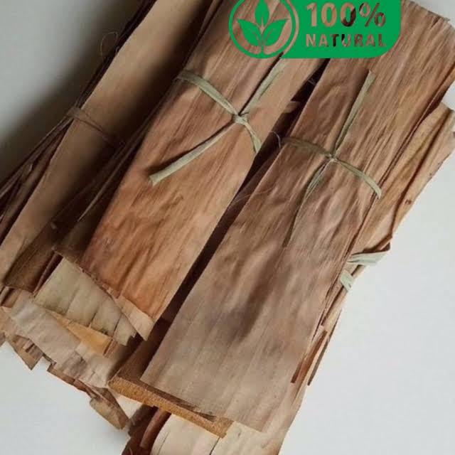 Gambar daun pisang kering kelaras,kalaras untuk jangkrik -ikan cupang dari WM ID undefined Tokopedia