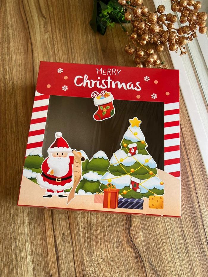 Gambar Box Cake Natal 22x22 Kotak Kue Bolu Tempat Roti Dus Packaging Hampers - red santa mika dari shinning starr undefined Tokopedia