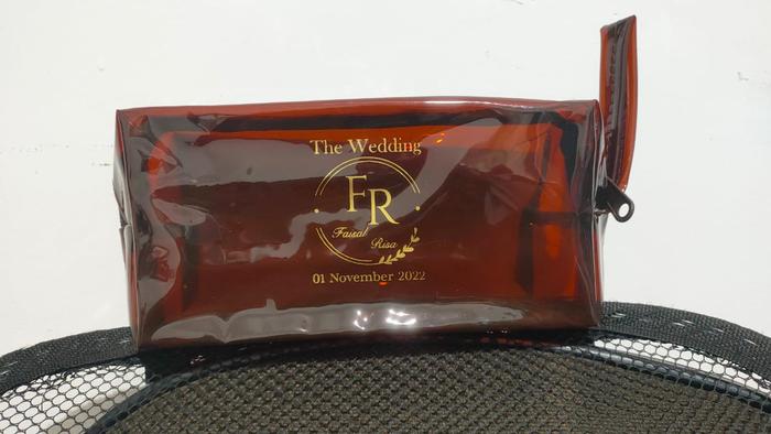 Gambar Tambahan desain souvenir wedding embos sablon label embos label jahit - Embos dari Nurasouvenir undefined 5 Tokopedia