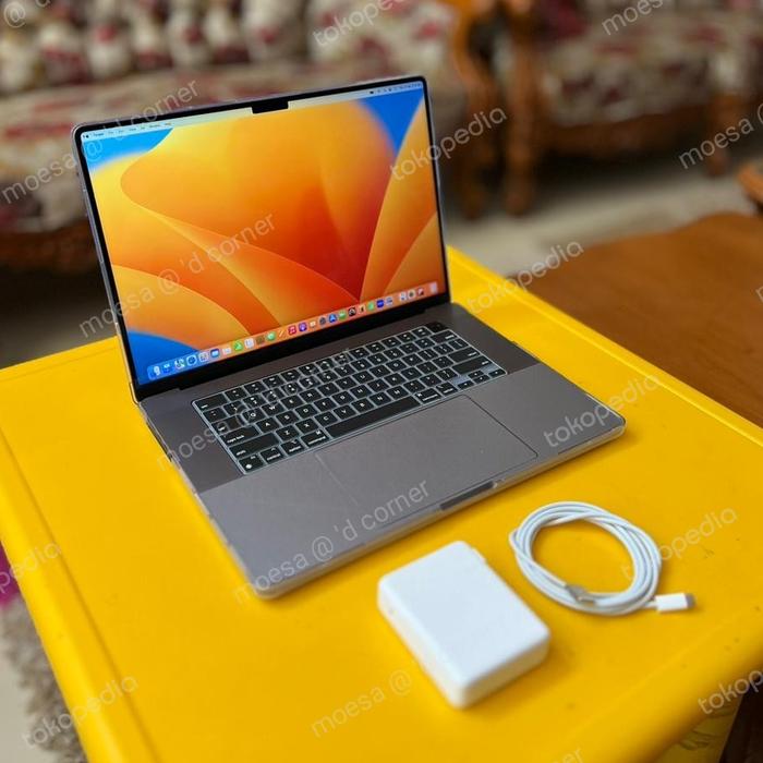 Jual APPLE 16" MACBOOK PRO M1 MAX 1TB 64GB - Kota Tangerang Selatan ...