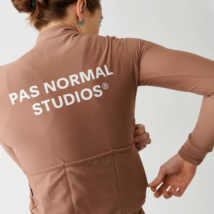 Jual Pas Normal Studios Women Essential Long Sleeve Jersey - Clay