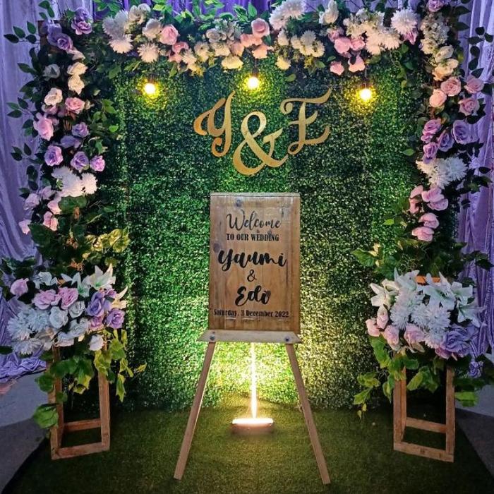 Gambar - BACKDROP AKAD/ BACKDROP LAMARAN /BACKDROP RUSTIC GAWANG TERIMA BERES - Grasswall dari BAKOEL_WALLPAPER undefined Tokopedia