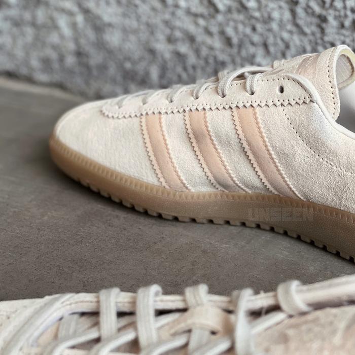 adidas bermuda beige