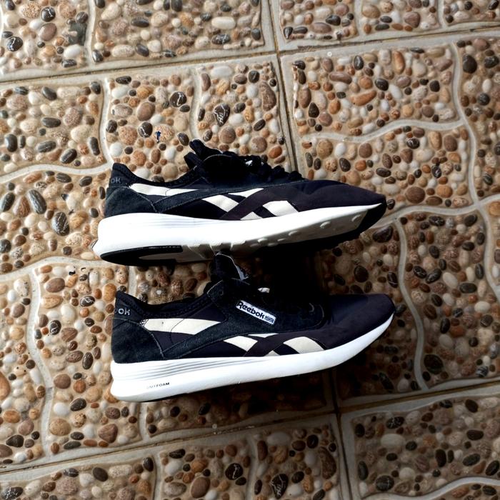 Harga sepatu reebok classic nylon Clearance