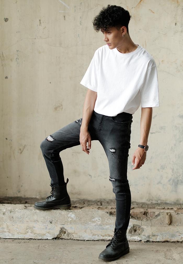 Gambar Skinny Ripped Jeans Stretch Faded OXCON - Black, 28/S dari Oxcon undefined Tokopedia