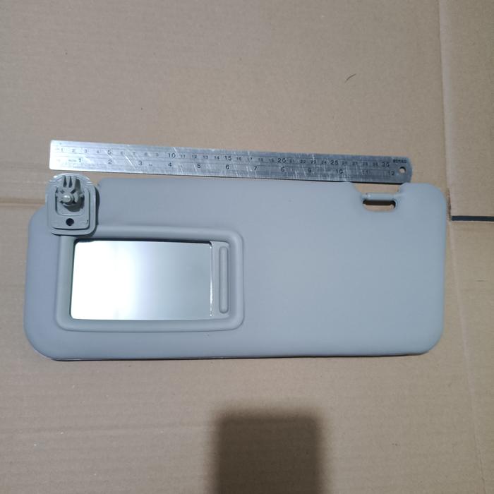 Gambar SUN VISOR SUNVISOR PENGHALANG CAHAYA MATAHARI MOBIL ROCKY RAIZE KIRI L dari Pangeran Motorr undefined Tokopedia