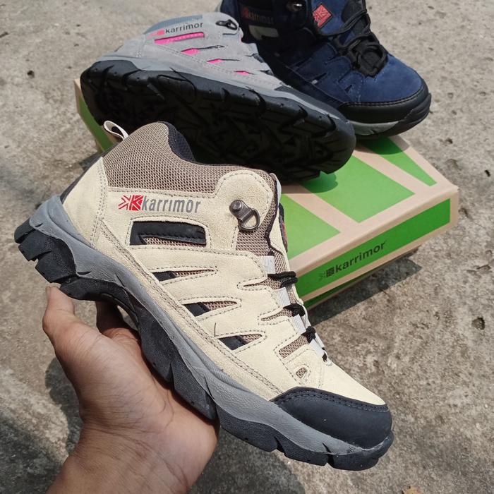 Gambar Sepatu Gunung Wanita Abu Ping Karrimor Sepatu Outdoor Hiking 37-41 - CREAMM, 36 dari SEPATU EMBUN undefined Tokopedia