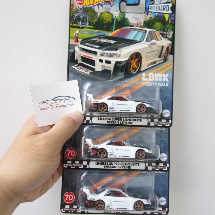 Jual hotwheels premium Nissan Skyline GT-R34 LBWK Boulevard - Kota ...