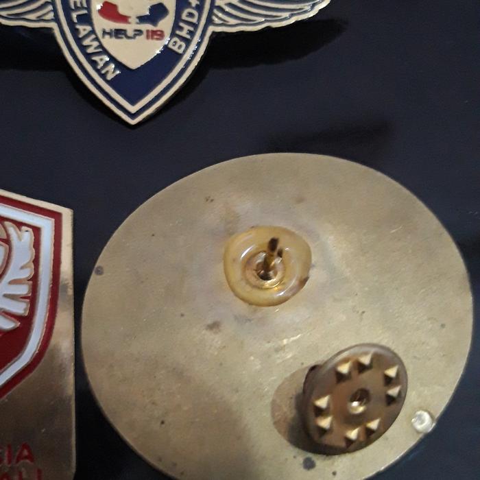 Gambar Pin Logo/ Pin Custom/ Pin Design/ Pin Grafir/ Pin Stainless/Bros Logo - Paku dari Treany Grafika undefined Tokopedia