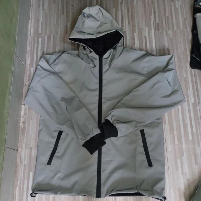 Gambar JAKET REFLEKTIFE / JAKET REFLEKTOR JAKET NYALA - S, POLOS dari NEROIS.ID undefined Tokopedia