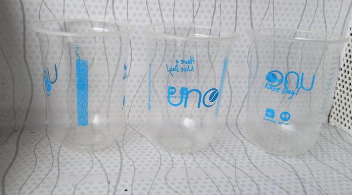 Gambar Cetak sablon gelas cup plastik 16oz oval - 1 warna, 9 gram dari Rajaindopack46 undefined Tokopedia