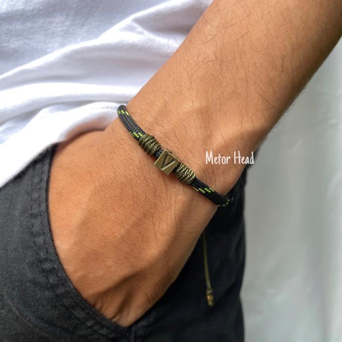 Gambar INITIAL BOLD (custom) - Gelang Initial Bold Custom 2 sampai 6 Huruf - IB01, 5 Huruf dari Metor Head undefined Tokopedia