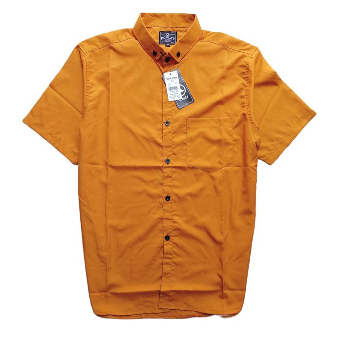 Gambar Kemeja Polos pria lengan pendek kuning kunyit bahan adem slim fit - L dari serbaserbikemeja undefined Tokopedia